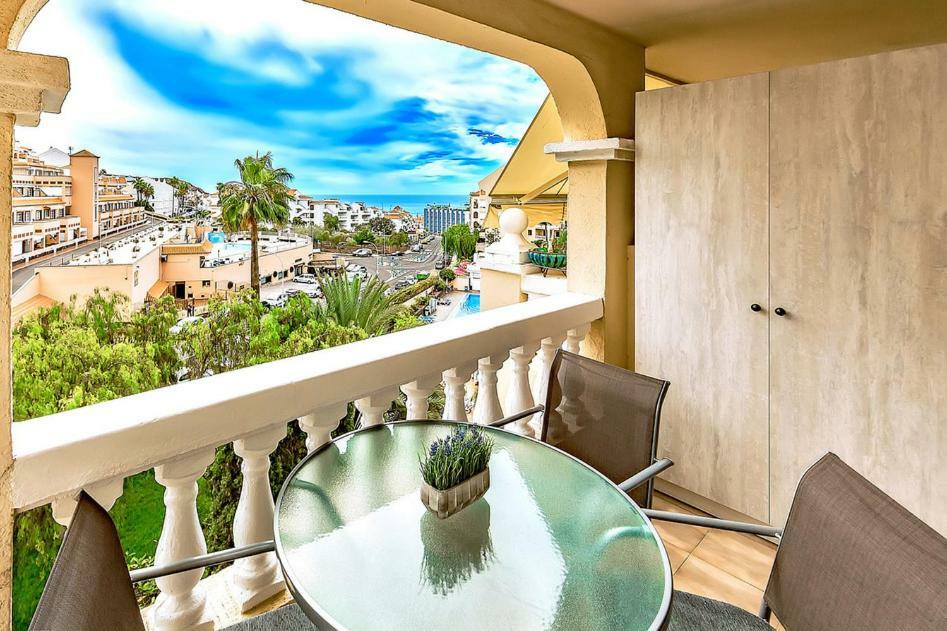 Studio In Los Cristianos Ocean View Arona  Exteriör bild