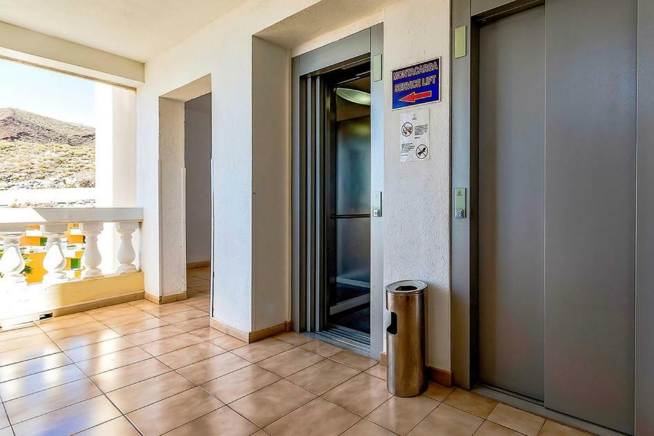 Studio In Los Cristianos Ocean View Arona  Exteriör bild